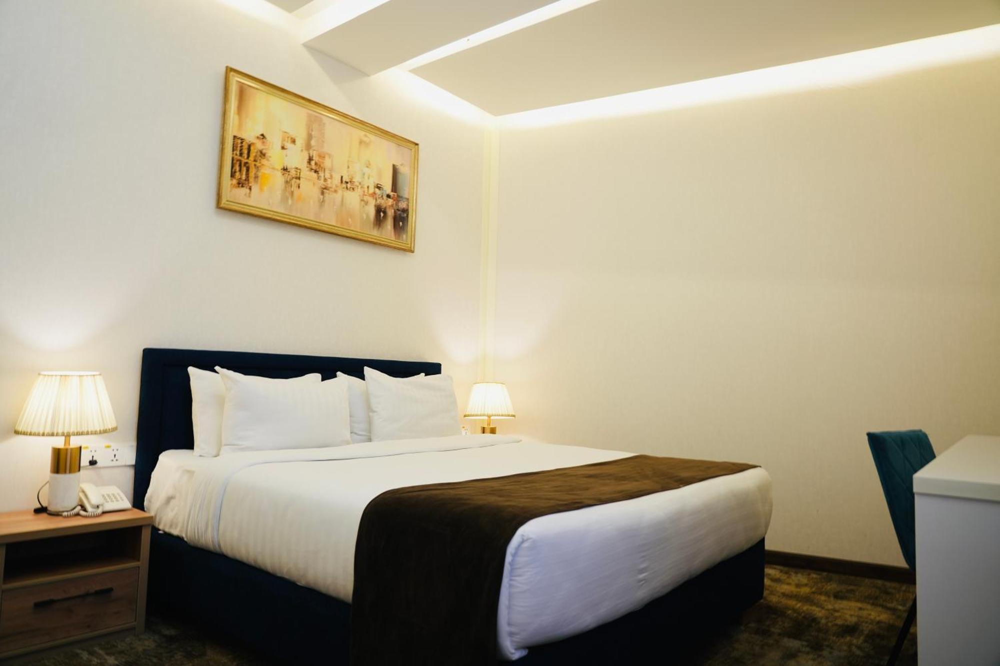 Garnet Mir Hotel Tashkent Esterno foto